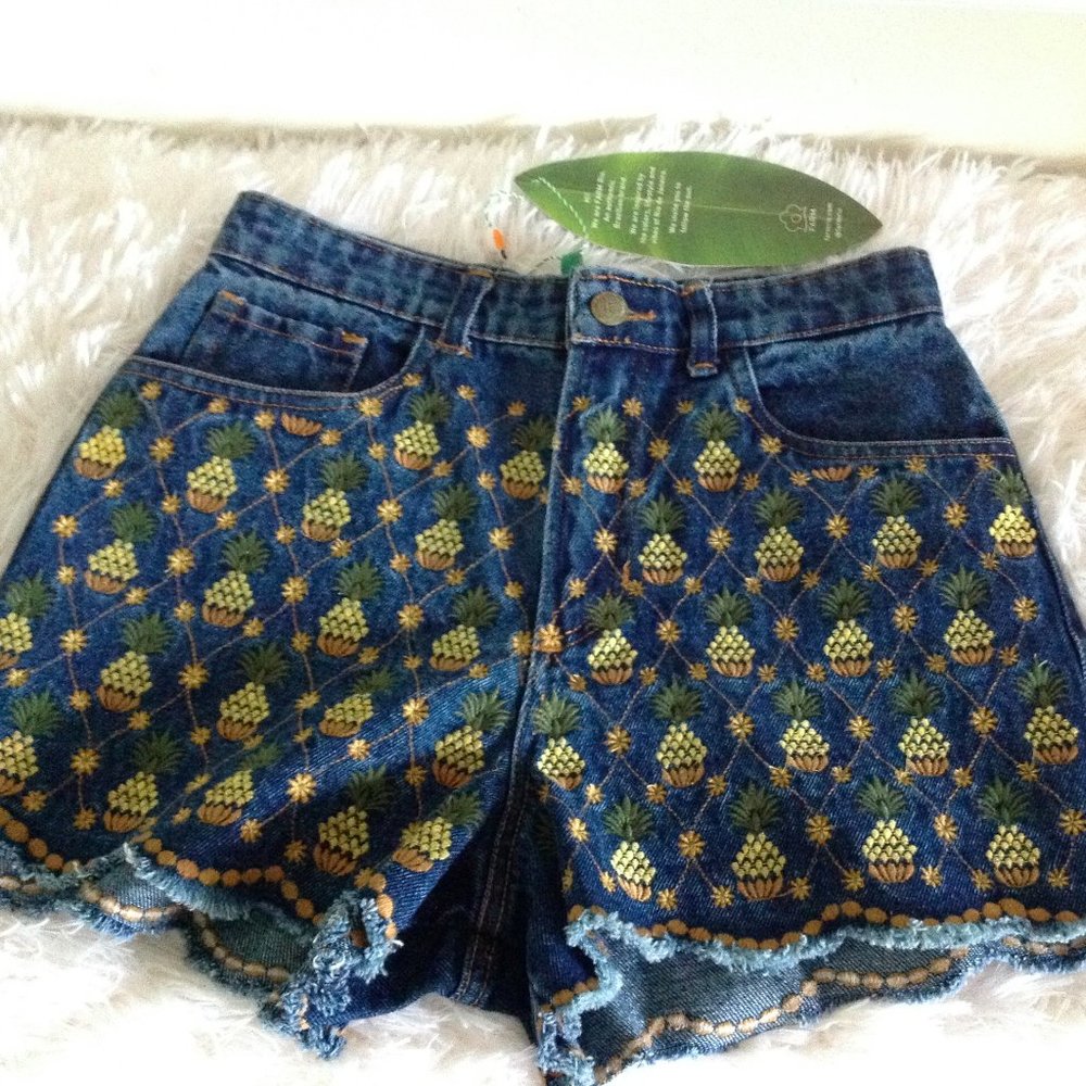 Farm Rio Embroidered Pineapples Denim Shorts - Picture 4 of 11